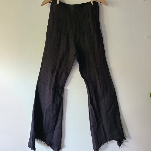 Lucca Flaired Pants with Raw Cut Hem Size XS - Picture 3 of 4